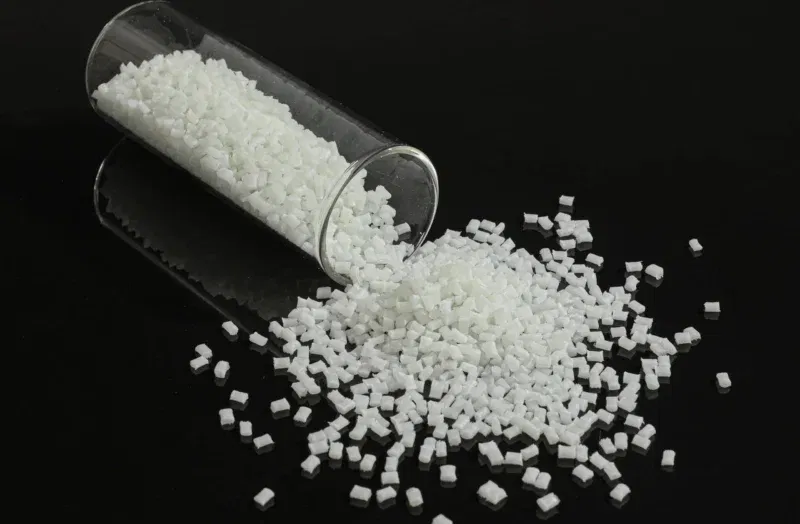 High-Quality-Engineering-Plastic-Nylon-6-Polyamide-6-PA6-GF33-PA6-GF30-1280-USD-Real-Price-for-Molding-Grade-Plastic-Pellets